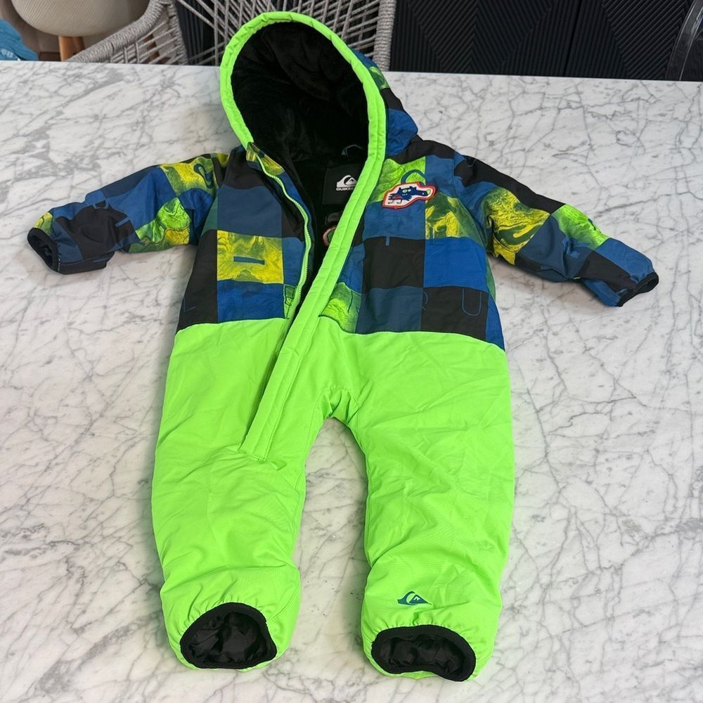 Quiksilver Little Rookie Snowsuit Sz 12-18 Mo